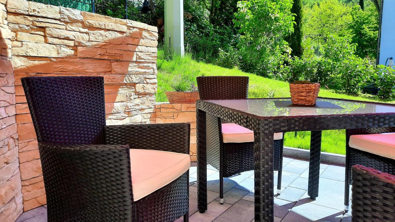 Ferienappartement Am Slevogtweg Leinsweiler Ngoại thất bức ảnh